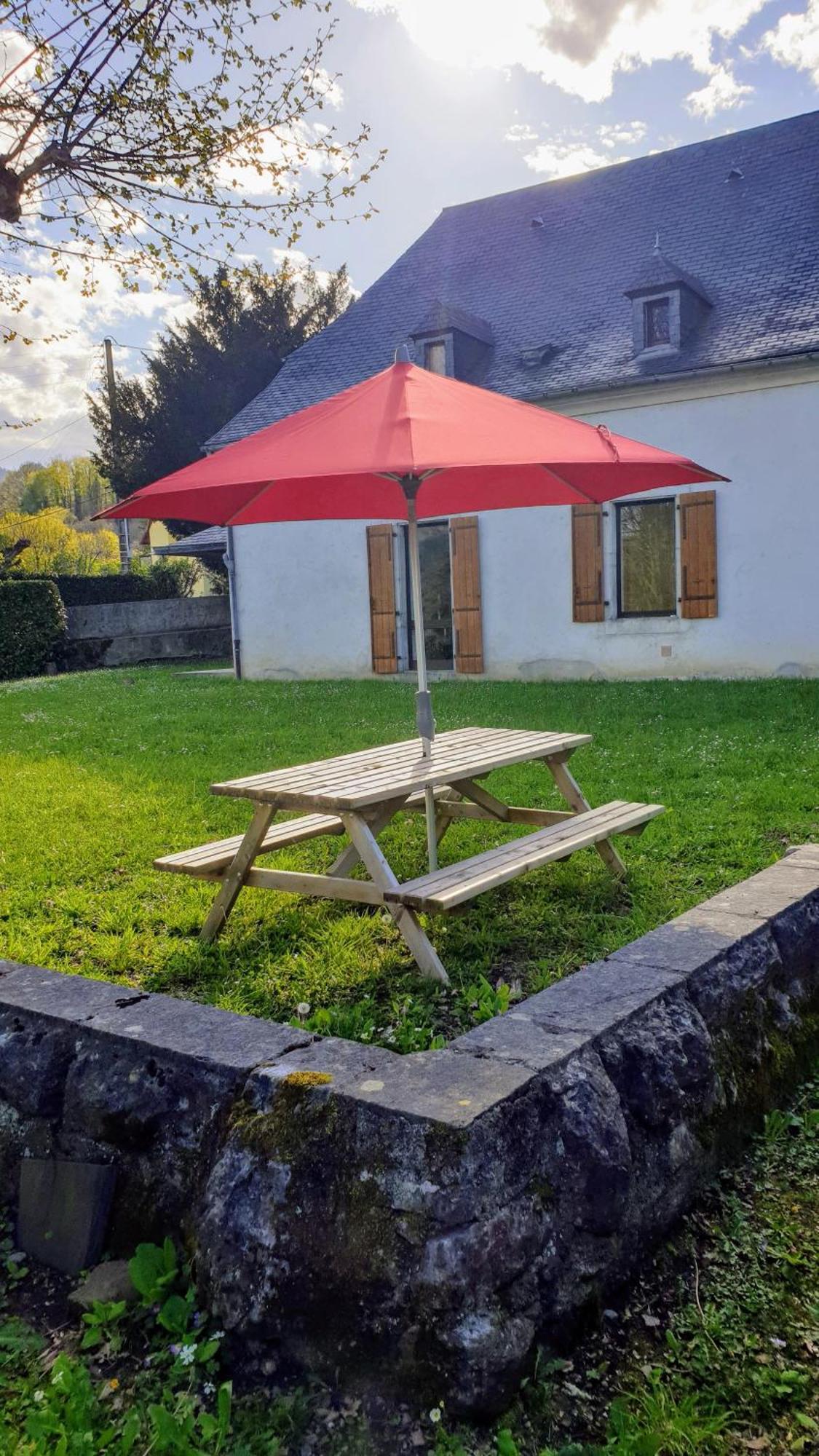La Bergerie, Maison Spacieuse Avec Grand Jardin, Vue Sur Les Pyrenees Lourdes Bagian luar foto